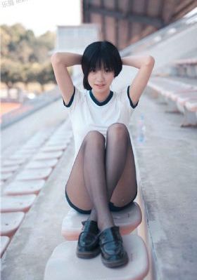 奸臣免费