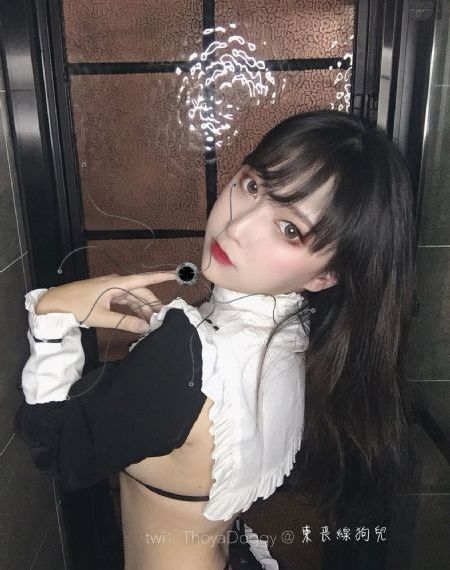 将军含紧一点h边做边走视频