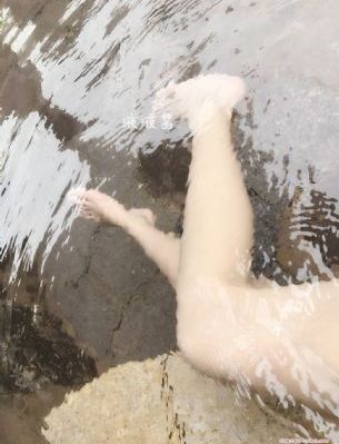 台湾45分钟裸体内衣秀