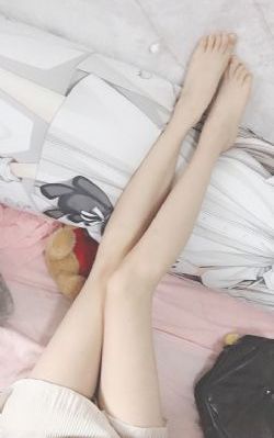 我妻子的年轻母亲中文在线
